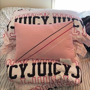 Juicy couture queen size comforter